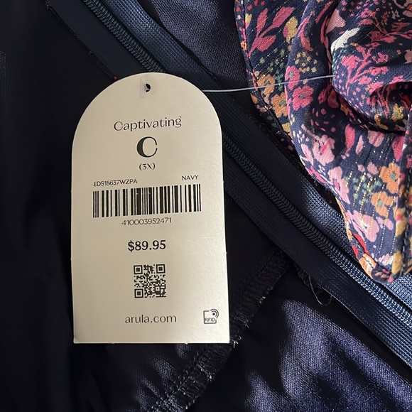 NWT Arula Floral Ruffle Accent Dress - Picture 9 of 10